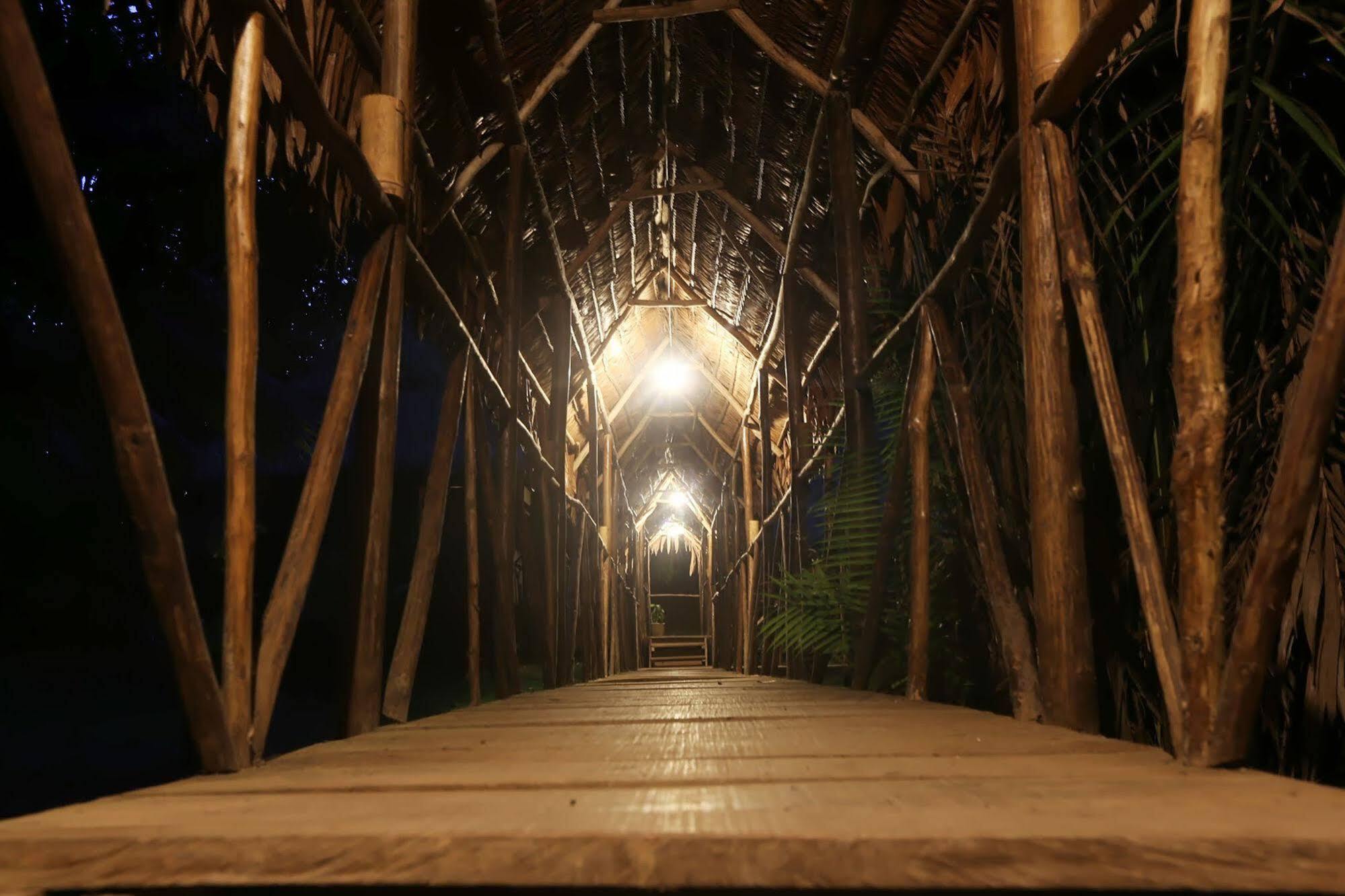 Maniti Expeditions Eco Lodge Iquitos Zewnętrze zdjęcie