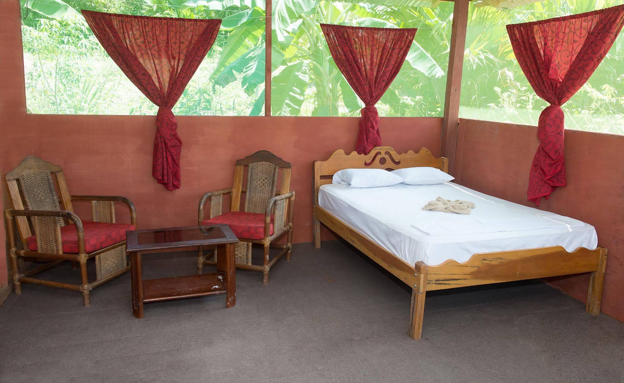 Maniti Expeditions Eco Lodge Iquitos Zewnętrze zdjęcie